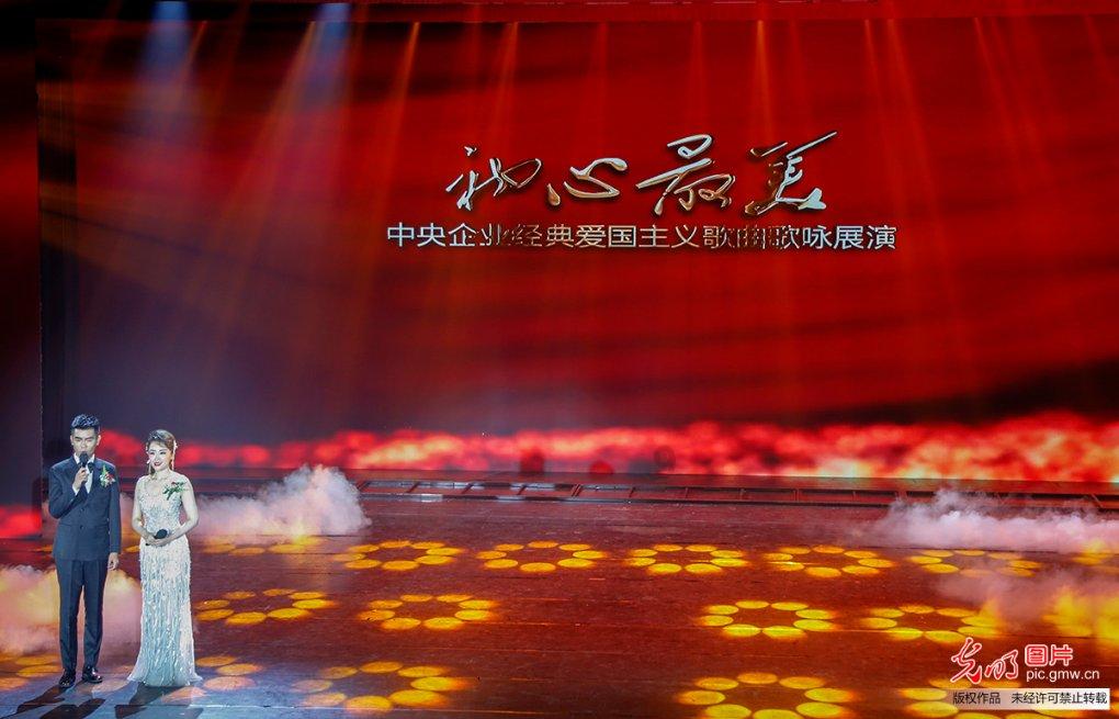 百度文心大模型落地吉利银河 L6 车型,支持 AI 对话功能
